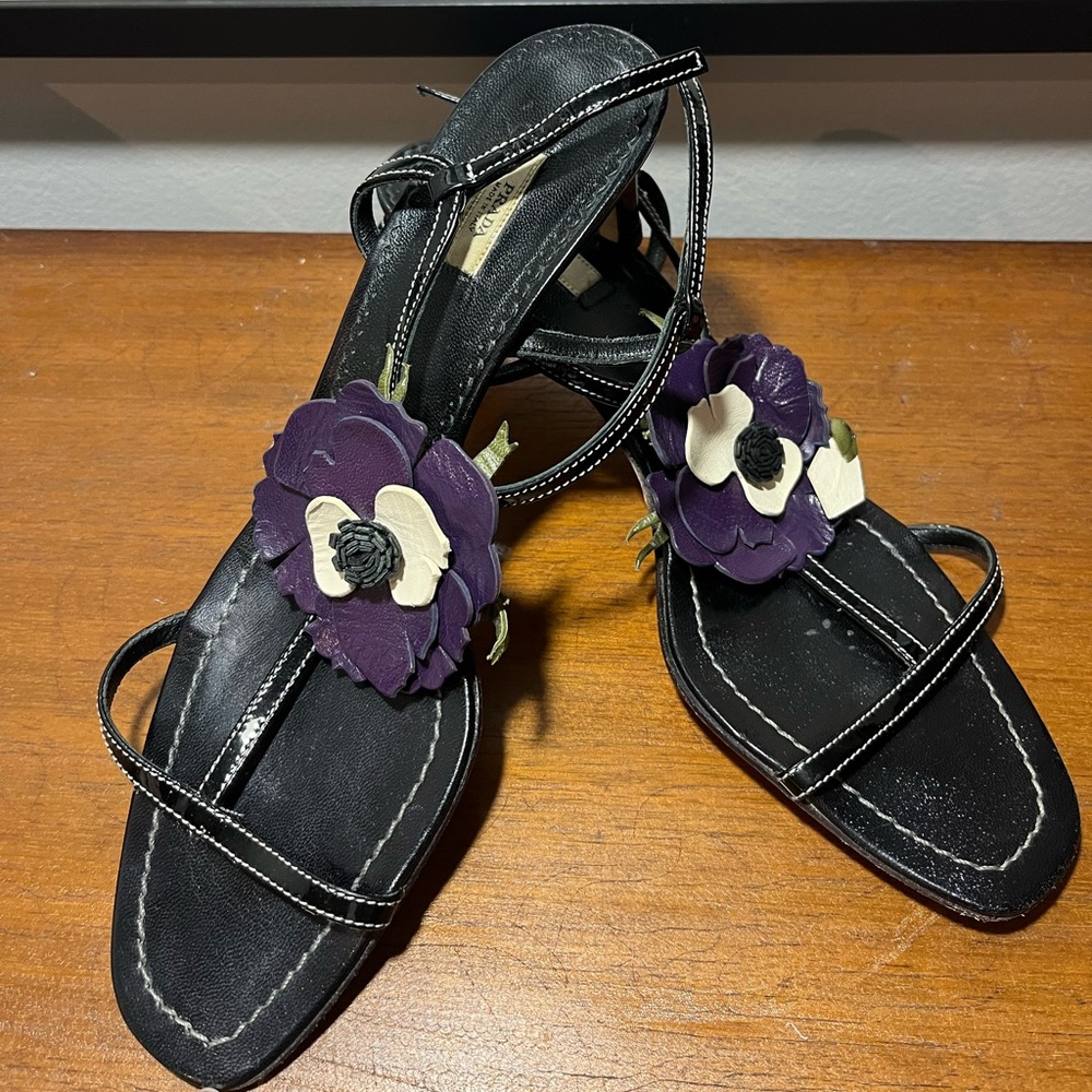 Vintage Prada Floral Heels - Picture 2 of 4